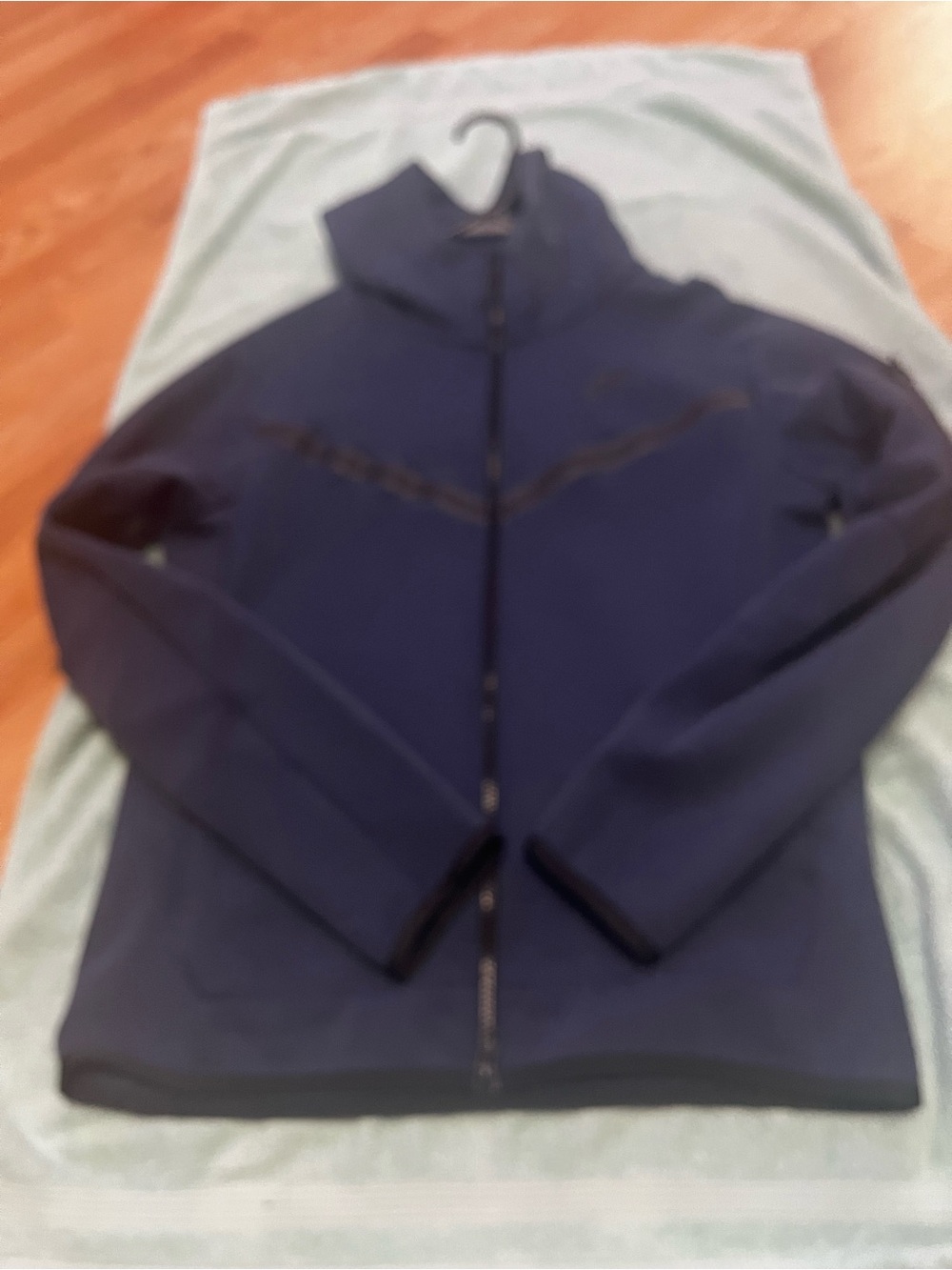 Nike-Tech Dark Navy Zip Hoodie Men’s Small
